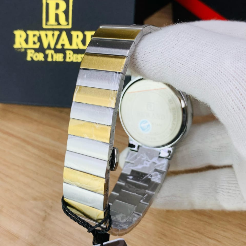 REWARD Men’s Luxury Watch – Sapphire Glass