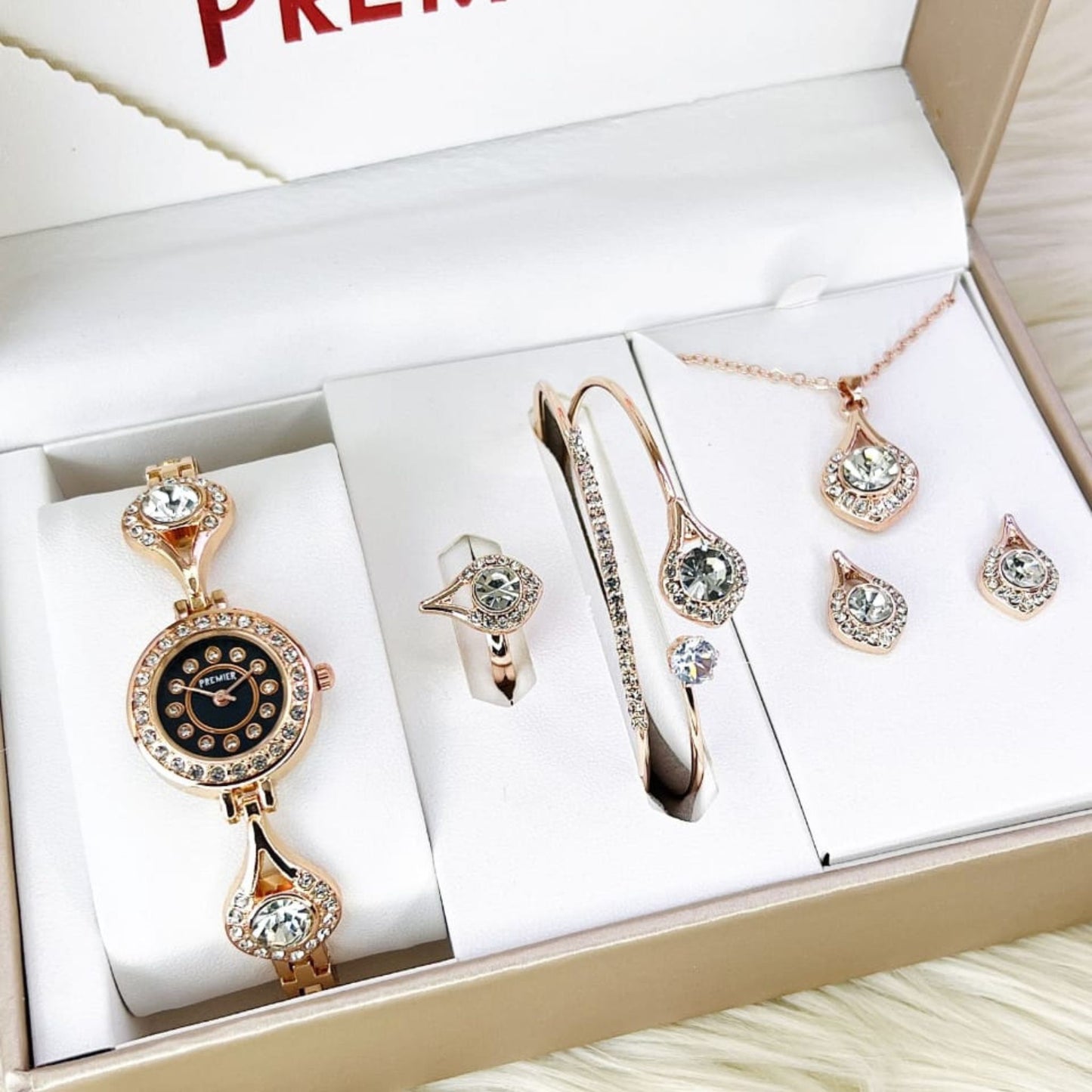 Premier Jewelry Set – Watch, Bracelet, Ring & Locket